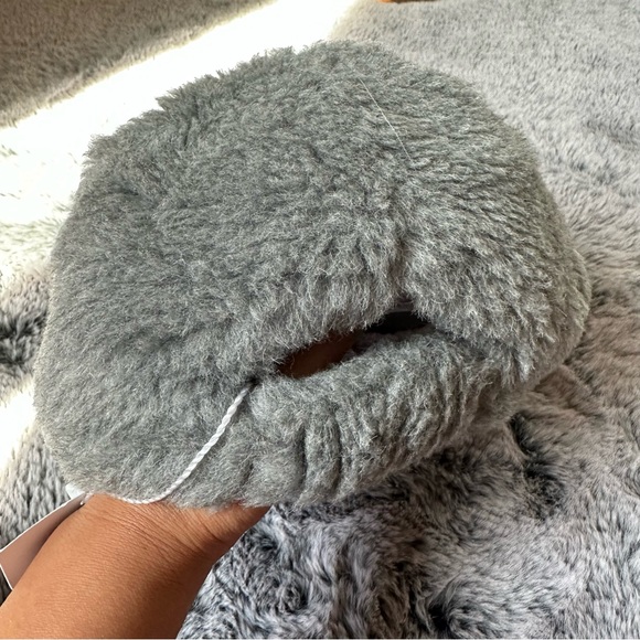 SOLD! On eBay 375MaxMara Label-cut Gray Alpaca Wool Blend Teddy Baseball Cap - Picture 10 of 16